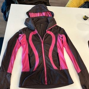 LULULEMON JACKET